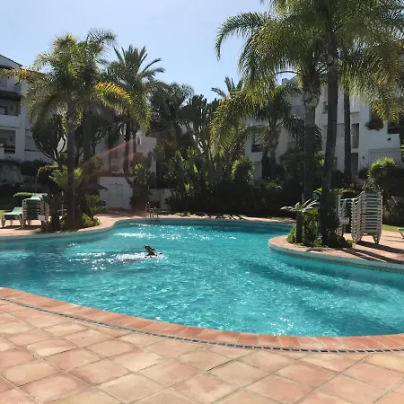 Costalita, Direct Access, Ground Floor, Salt Water Pool Apartment Estepona