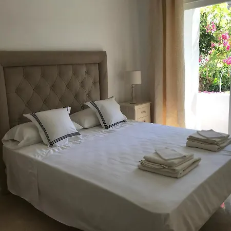 Apartment Costalita, Direct Access, Ground Floor, Salt Water Pool Estepona