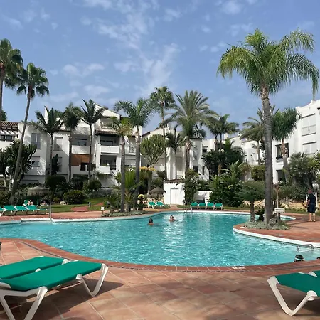 Costalita, Direct Access, Ground Floor, Salt Water Pool Apartment Estepona